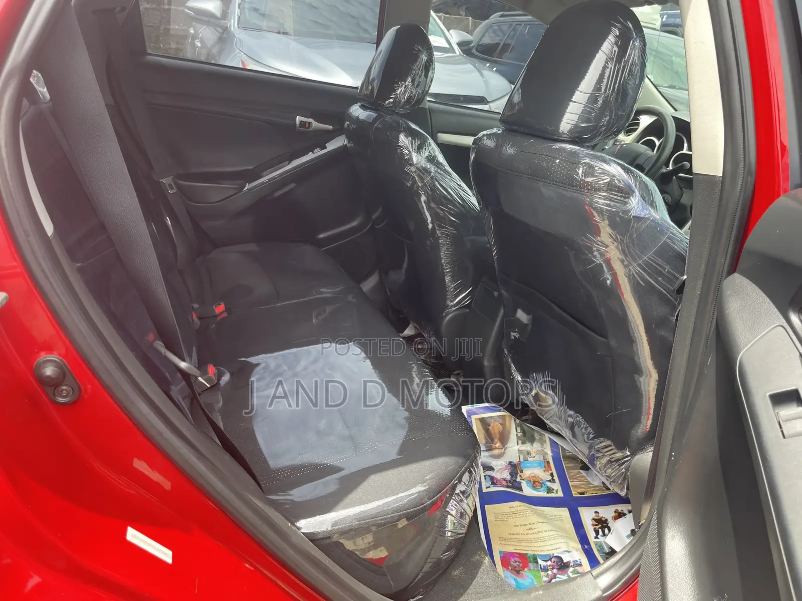 Pontiac Vibe 2010 Red