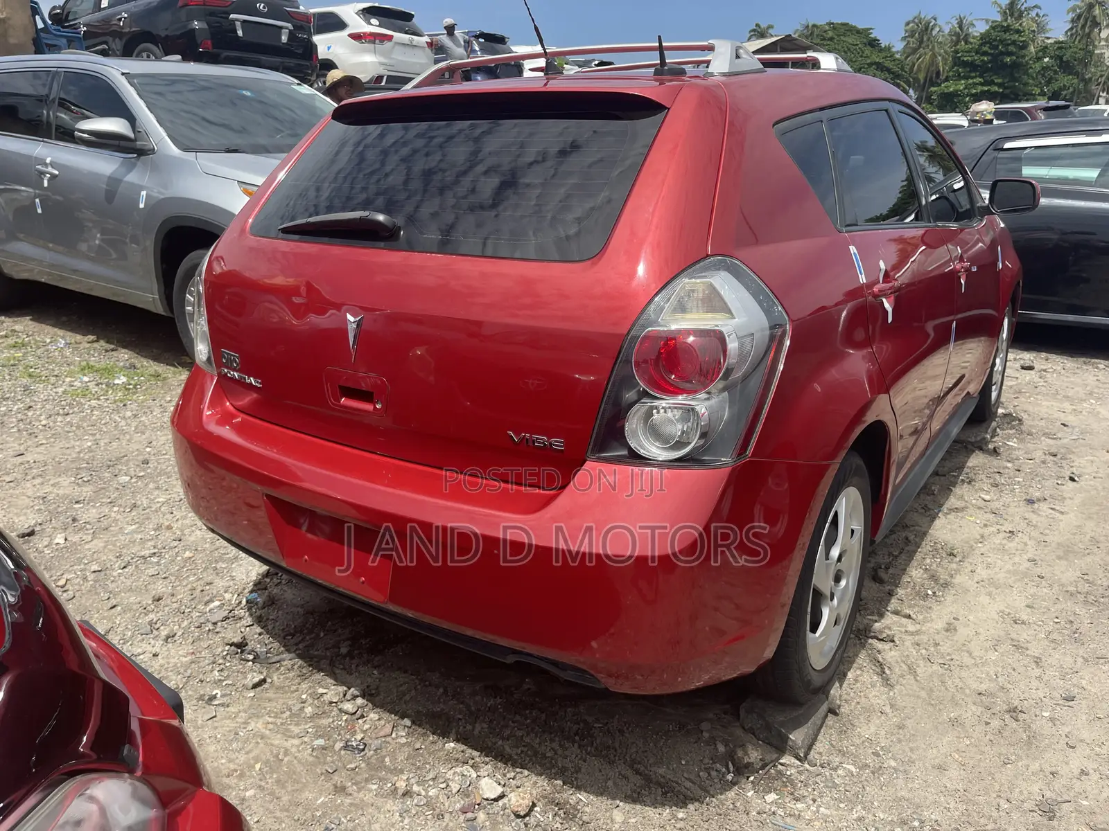 Pontiac Vibe 2010 Red