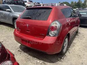 Pontiac Vibe 2010 Red