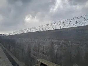Hot Dipped Galvanise Security Fence Wire