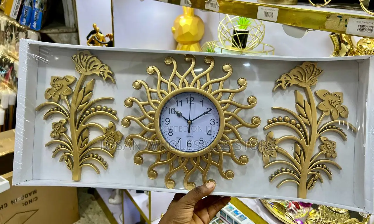 Clock Decor 3-piece Set