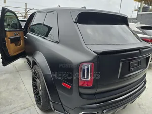 Rolls-Royce Cullinan Base 2019 Black