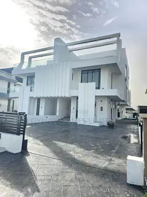 5bdrm Duplex in Lekki for sale