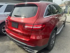 Mercedes-Benz GLC-Class 2016 Red