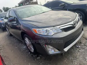Toyota Camry 2014 Green