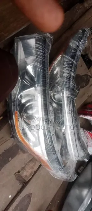 Headlight Highlander 2015/016 Set