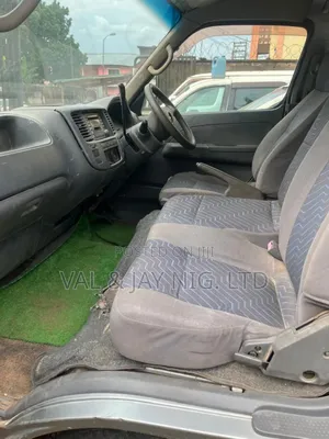Nissan Caravan (Urvan) 2006 Grey