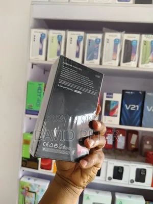 New Samsung Galaxy S10e 128 GB White