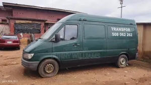 Mercedes-Benz Sprinter 2004 Green