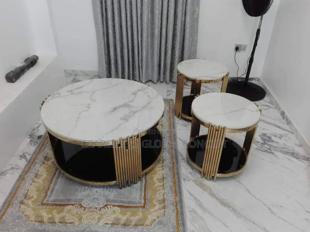 Luzury Centre Table With Side Stools