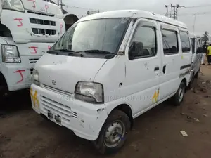 Suzuki Every 2018 White