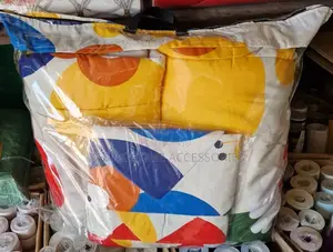 Attractive 6/6 Duvets Set