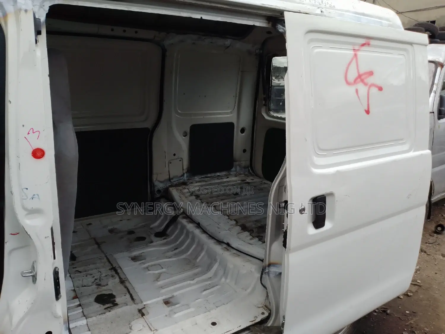 Daihatsu Hijet 2010 White