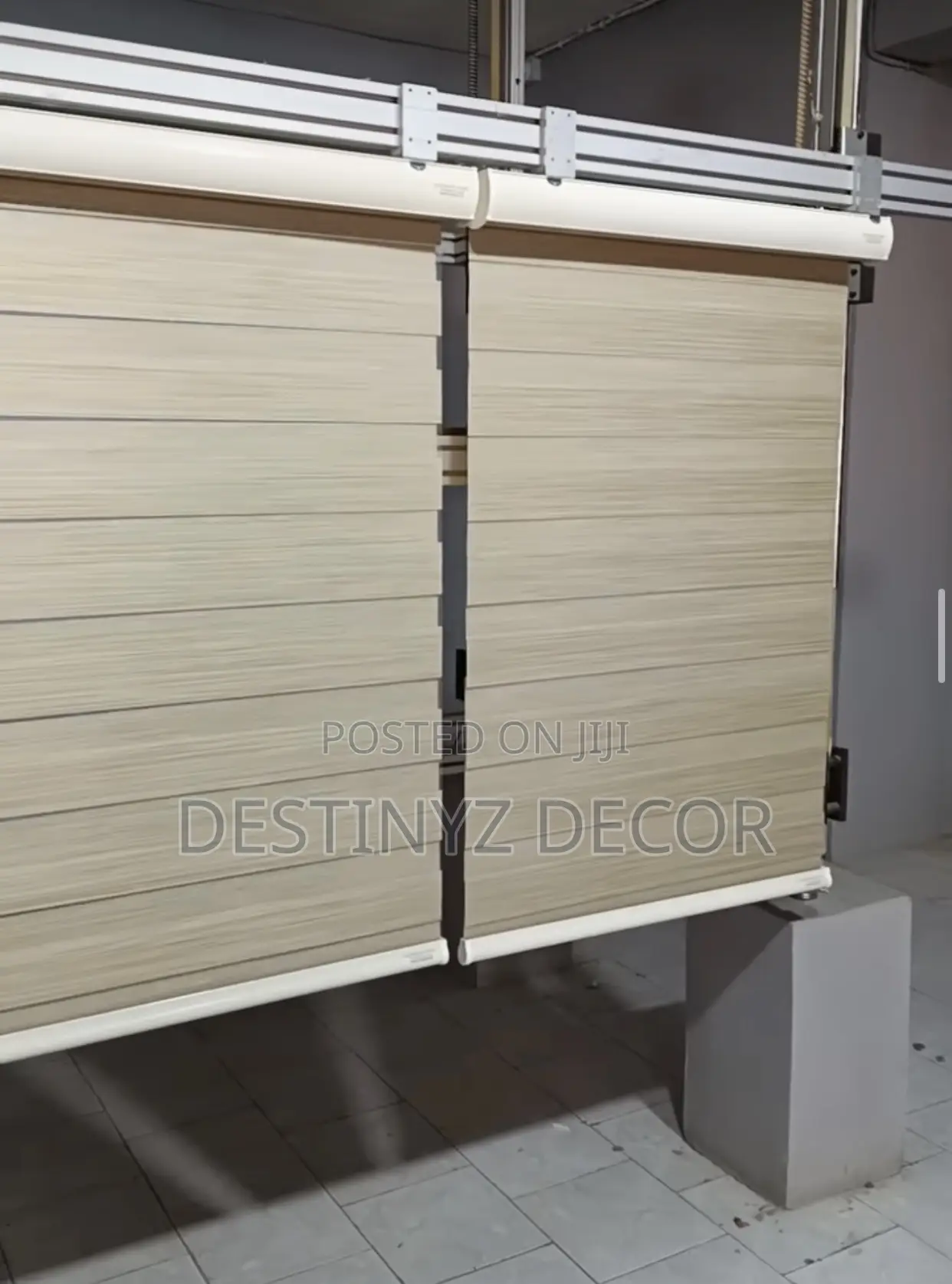 Pretty and Elegant Window Blinds