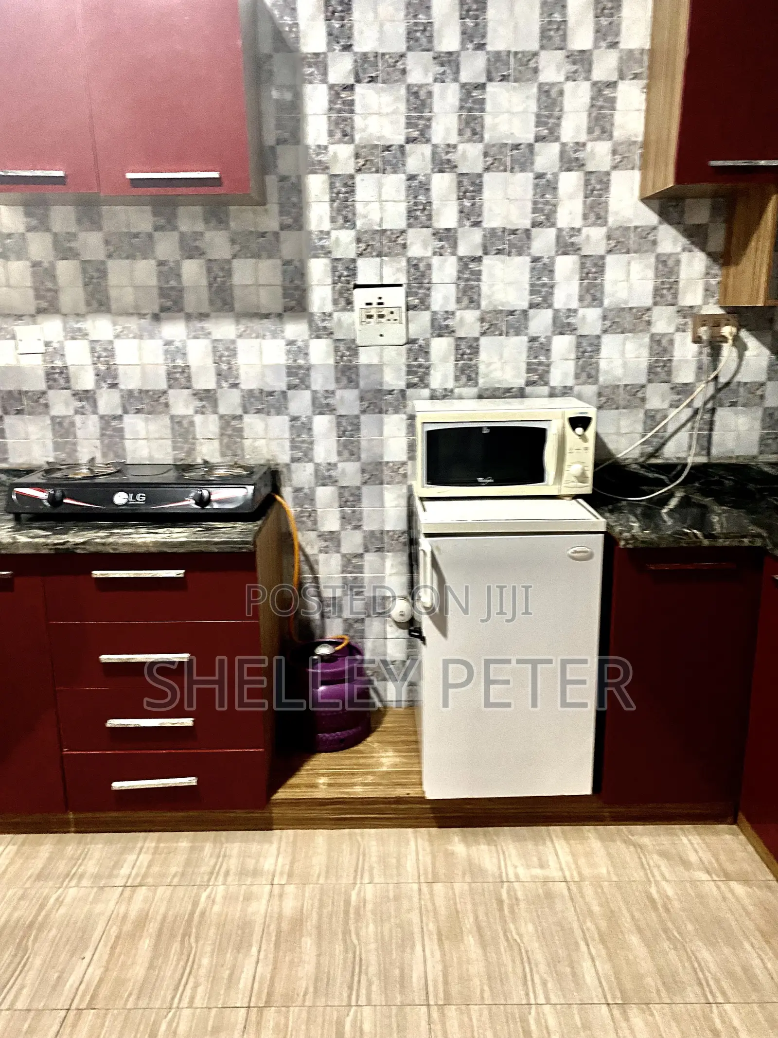 Single Room and Kitchen