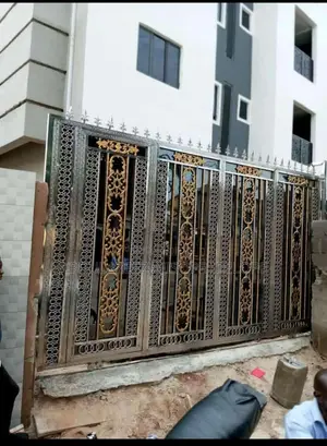 Verses Gate Design