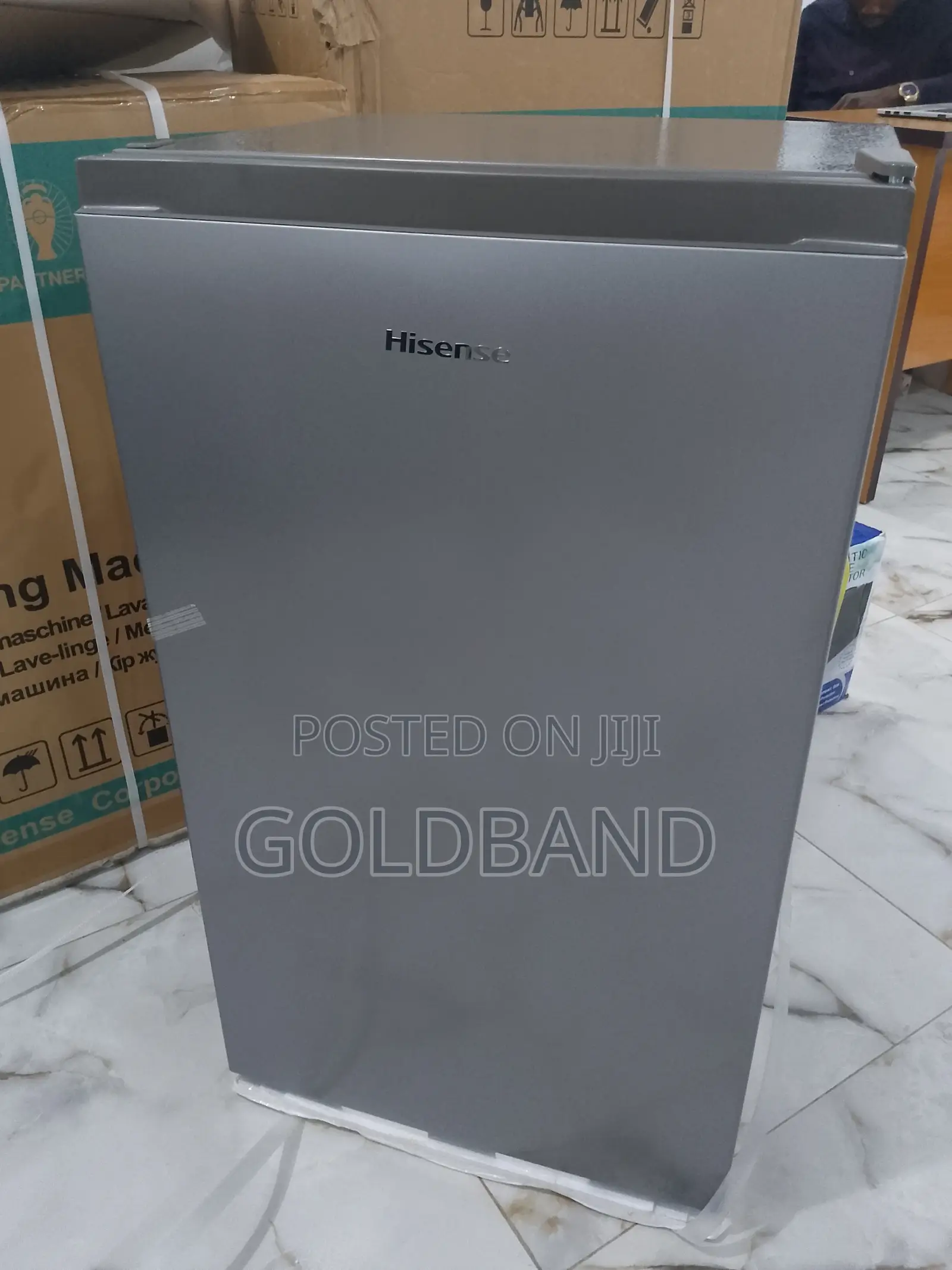 Best Selling Hisense 90L REF093DR