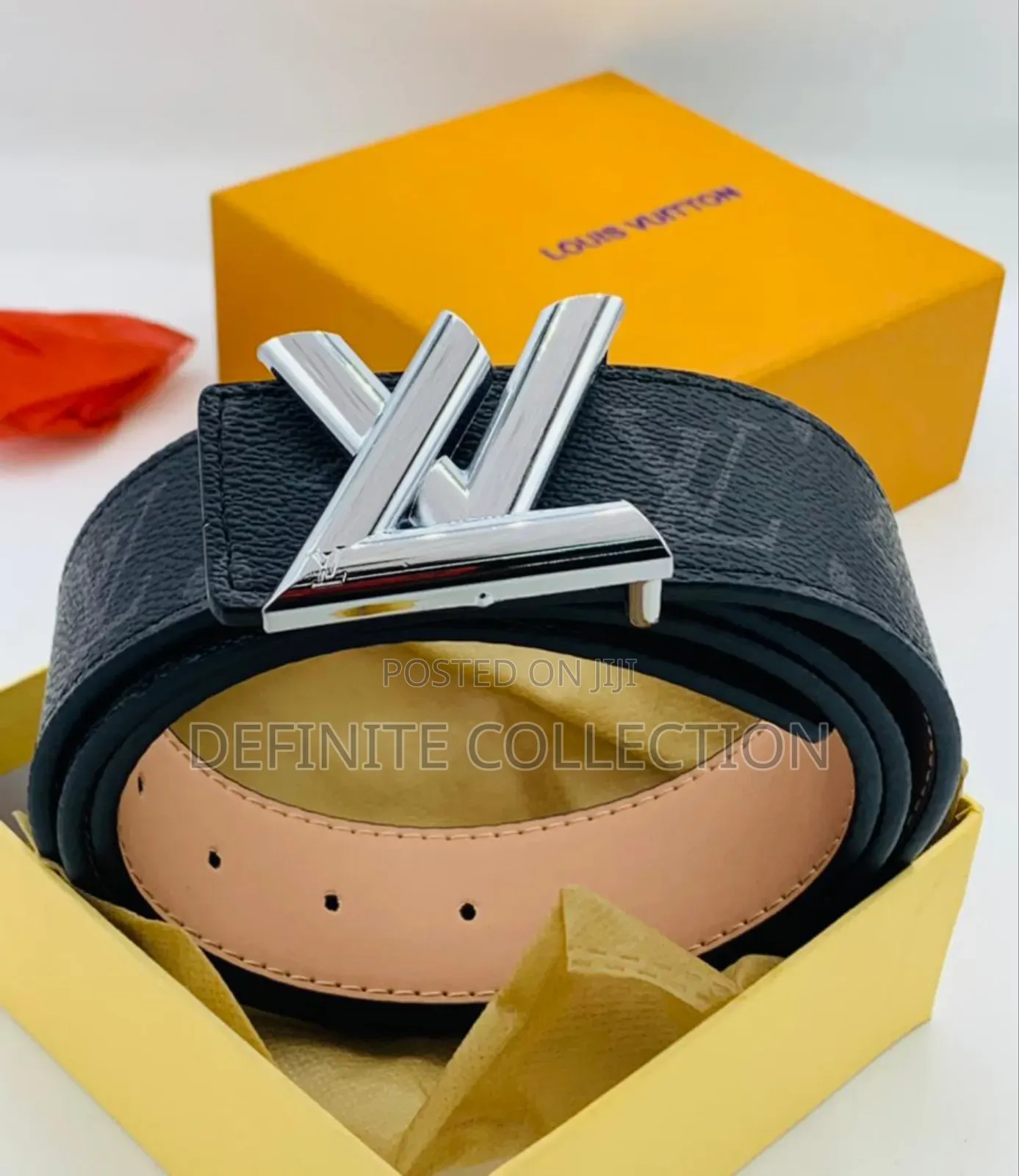 LOUIS VUITTON Luxury Belt
