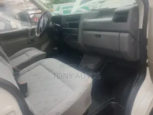 Volkswagen Transporter 2002 White