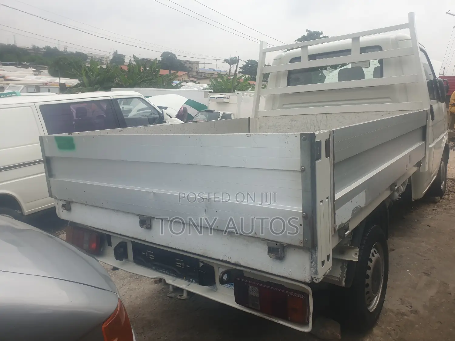 Volkswagen Transporter 2002 White
