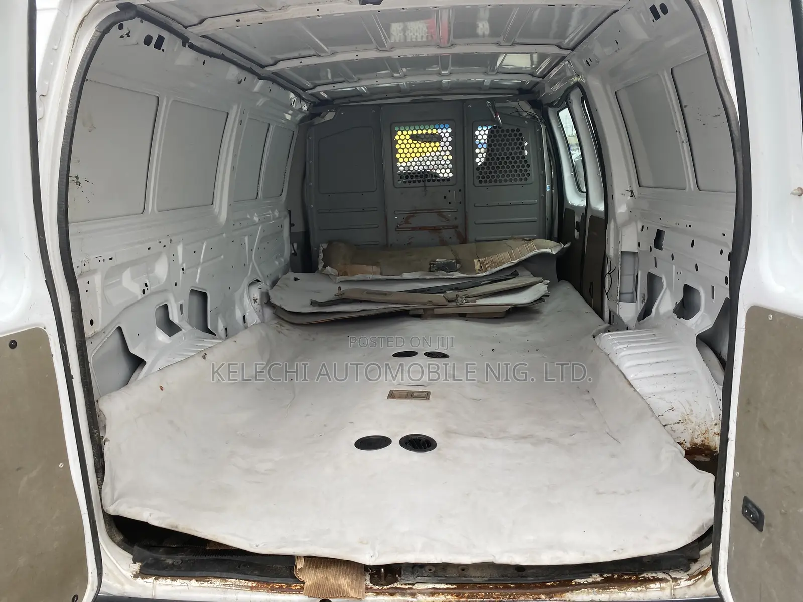 Ford Transit 2012 White