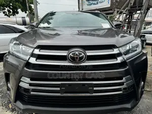 Toyota Highlander Limited Platinum 4x4 V6 (3.5L 6cyl 8A) 2018 Beige