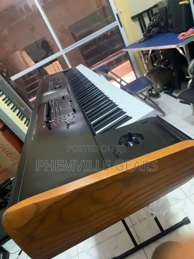 Neat Uk Used Korg Kronos_88 Workstation