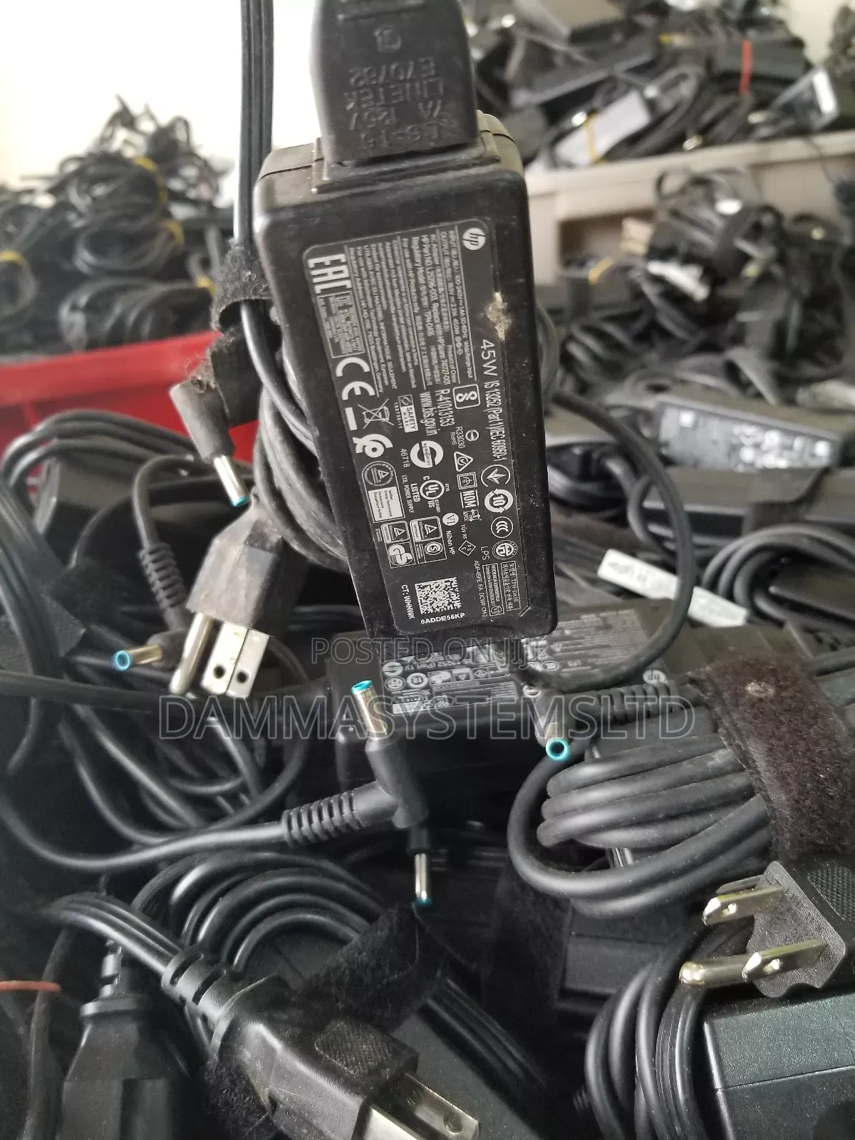 HP Charger Blue Mouth