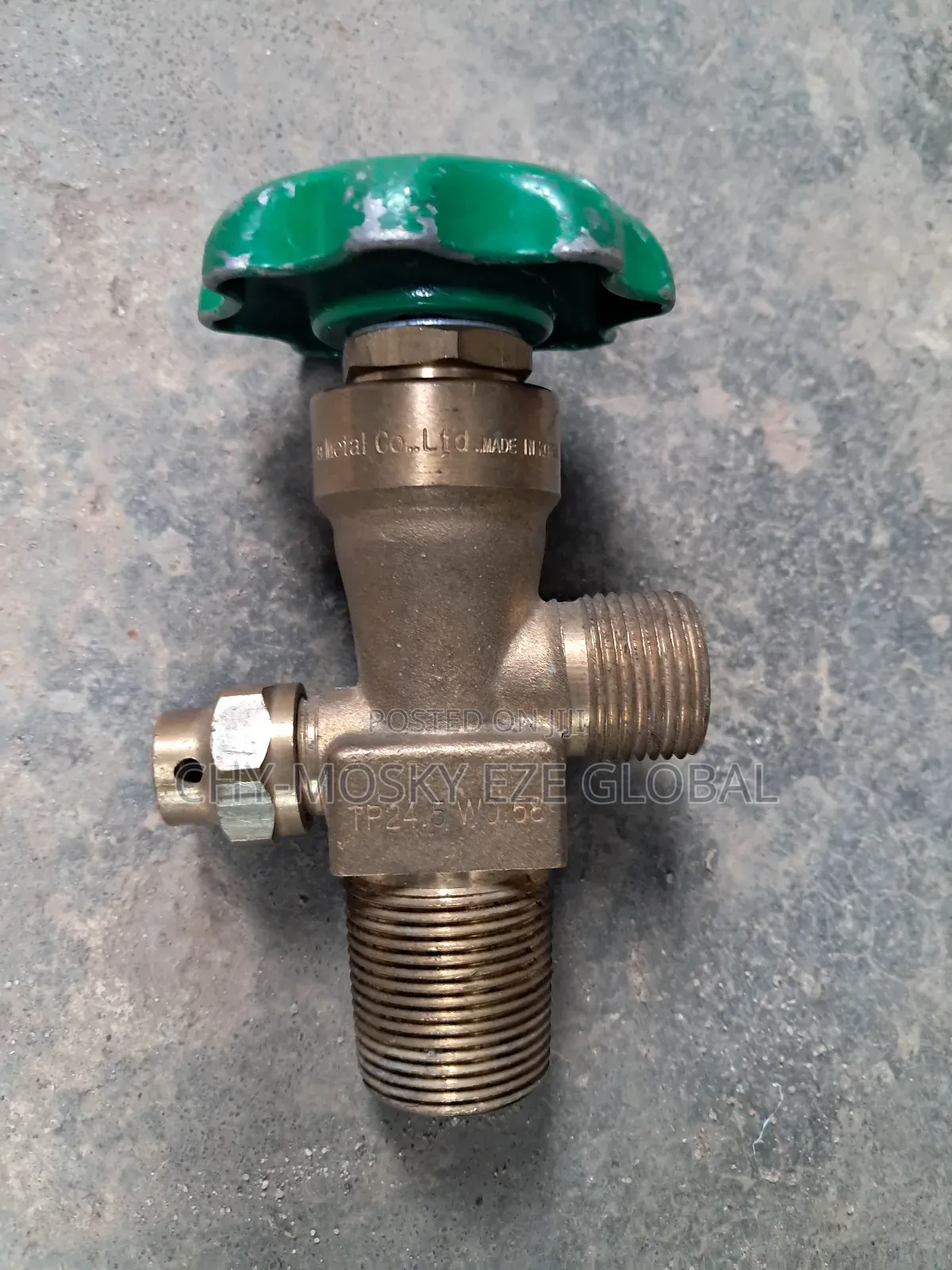 Oxygen Gas Cylinder Valve