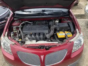 Pontiac Vibe 2006 Red