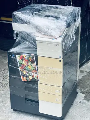 Bizhub C284e