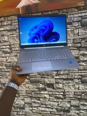 Laptop HP 15-F272wm 8GB Intel Core I3 SSD 256GB