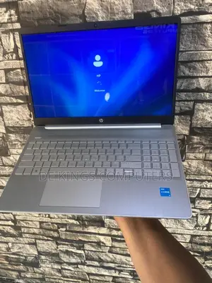 Laptop HP 15-F272wm 8GB Intel Core I3 SSD 256GB