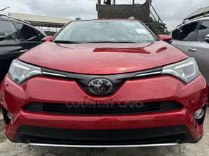 Toyota RAV4 2016 Red