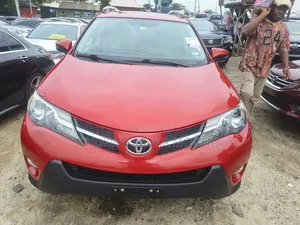 Toyota RAV4 2013 Red