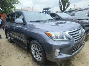 Lexus LX 570 AWD 2015 Gray