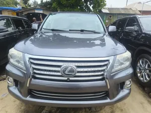 Lexus LX 570 AWD 2015 Gray