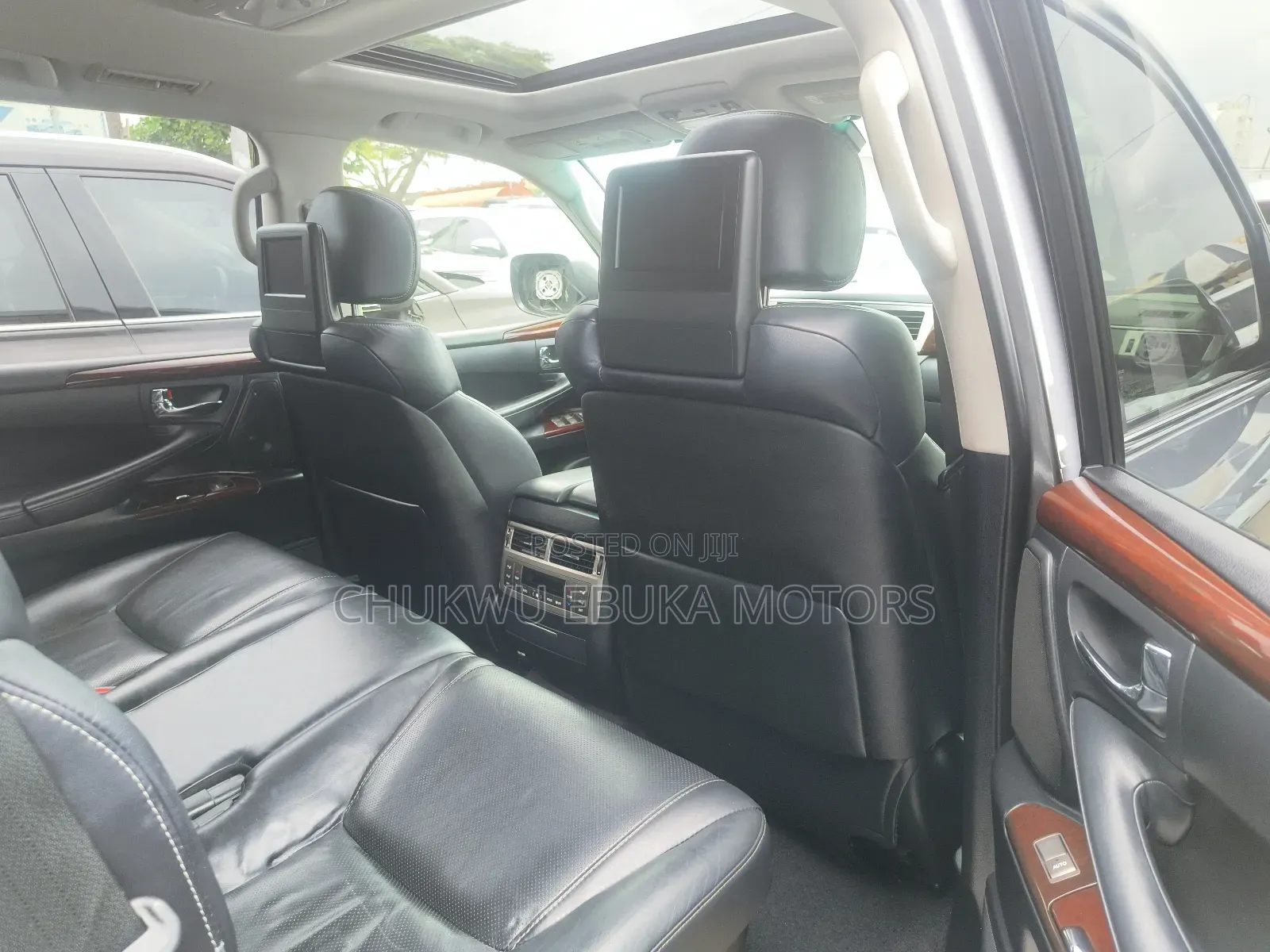 Lexus LX 570 AWD 2015 Gray