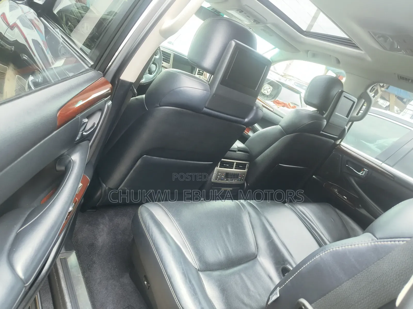Lexus LX 570 AWD 2015 Gray