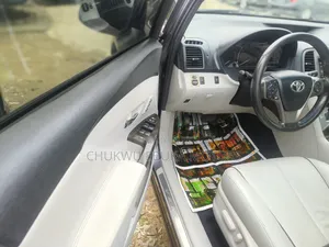 Toyota Venza XLE AWD 2013 Gray