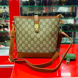 Photo - Quality Luxury Coach Side Bag
