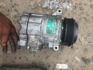 Tokunbo Compressor for Range Rover Samama 2012 Models Manual