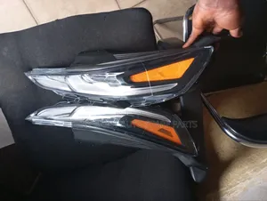 Brand New Hyundai Santa Fe 2019 Headlight Two Sides