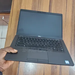 Photo - Laptop Dell Latitude 5401 16GB Intel Core I7 SSD 256GB