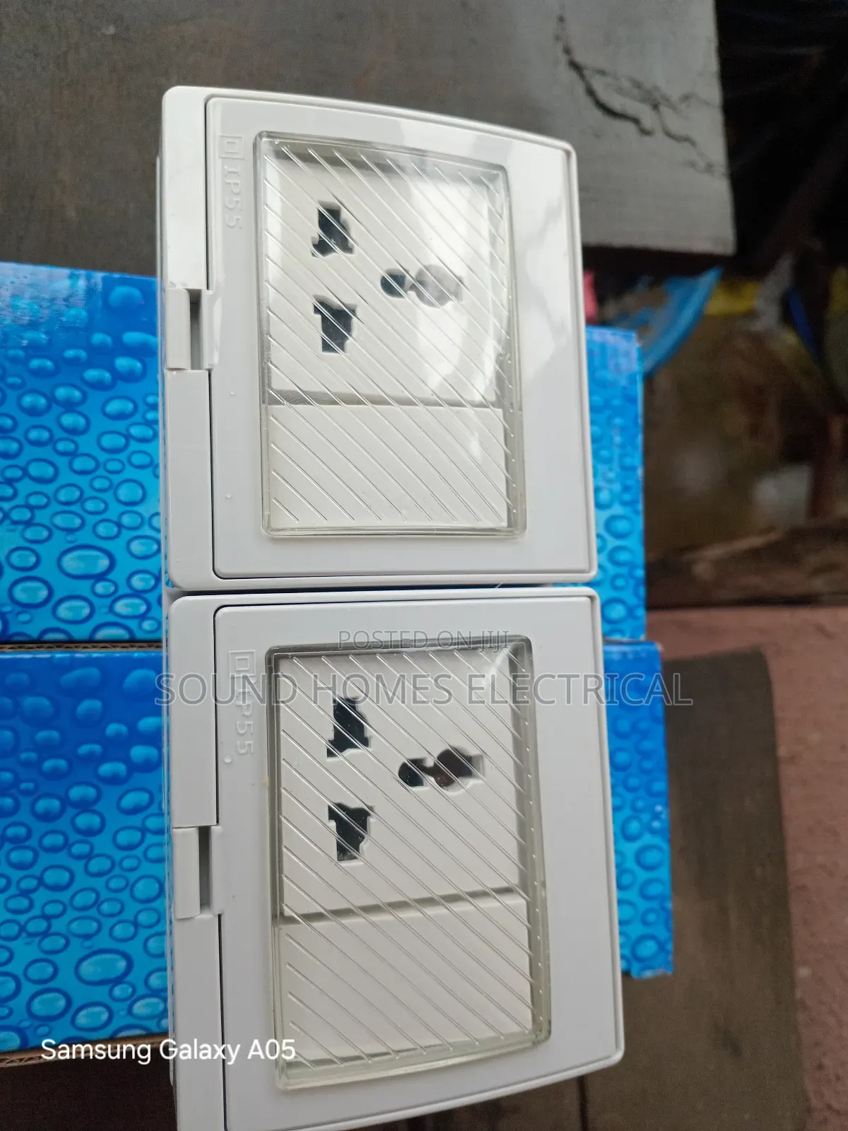 Double Gangs Switch Waterproof Socket
