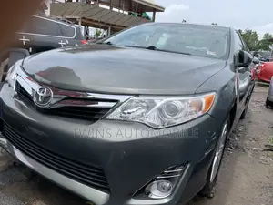 Toyota Camry 2012 Green