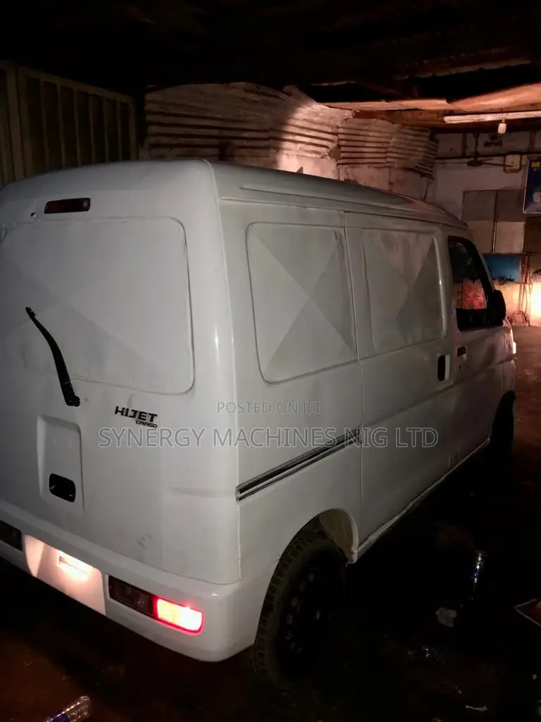 Daihatsu Hijet 2020 White
