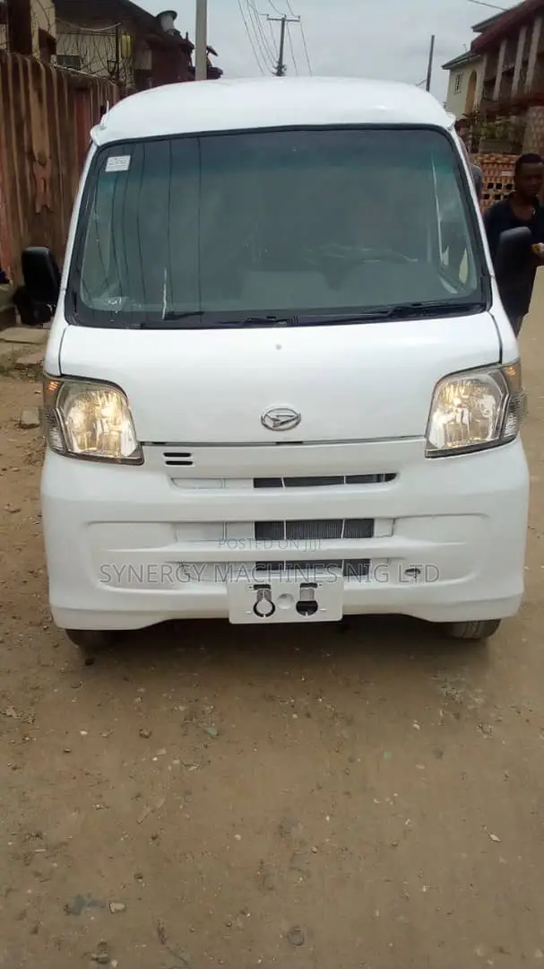 Daihatsu Hijet 2020 White