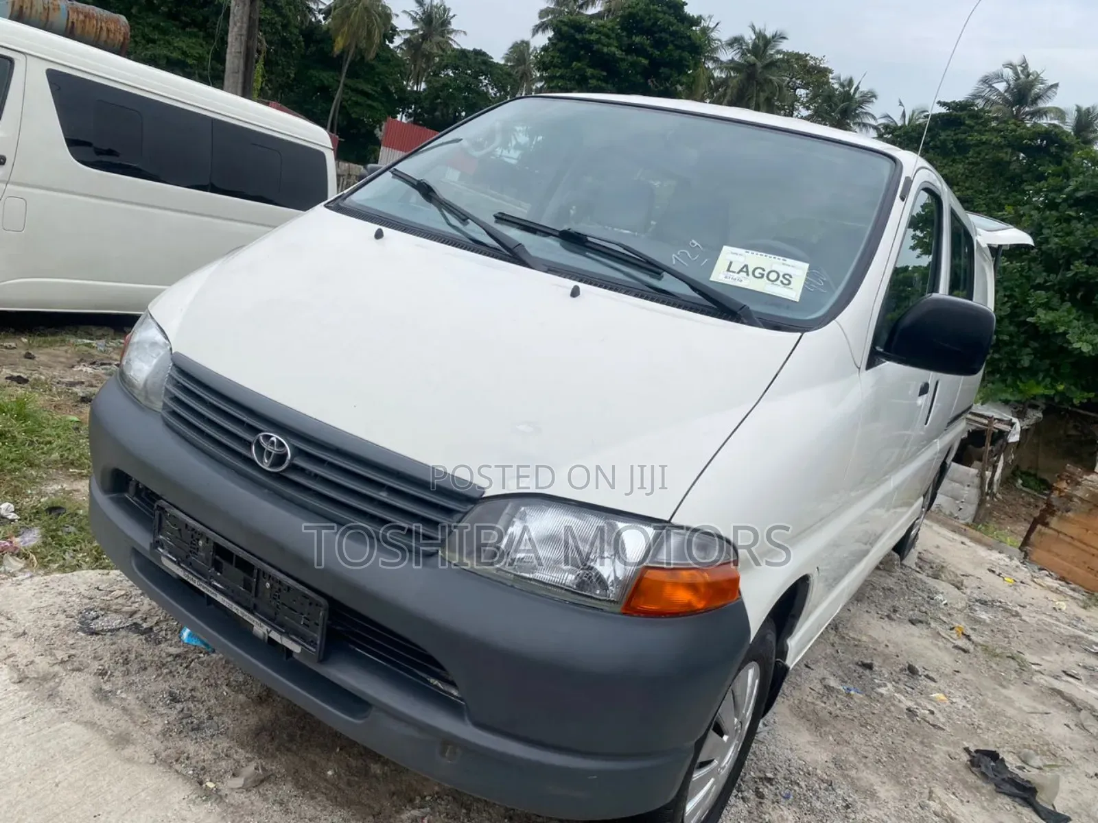 Toyota HiAce 2004 White