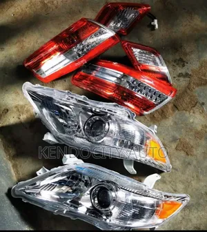 Headlight Set Nd Complete Back Light Camery 2010/011 .